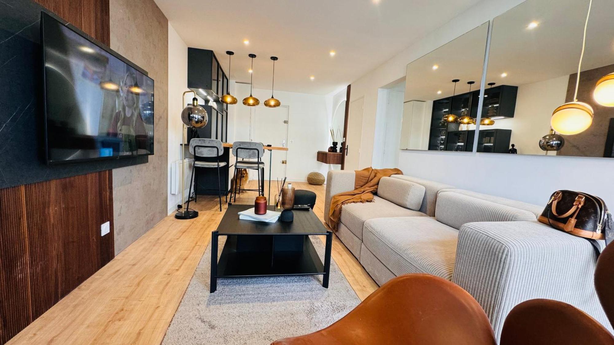 Appartement 50M De La Plage Et Toutes Commodites, Plein Centre Ville Et Silencieux La Grande-Motte Esterno foto