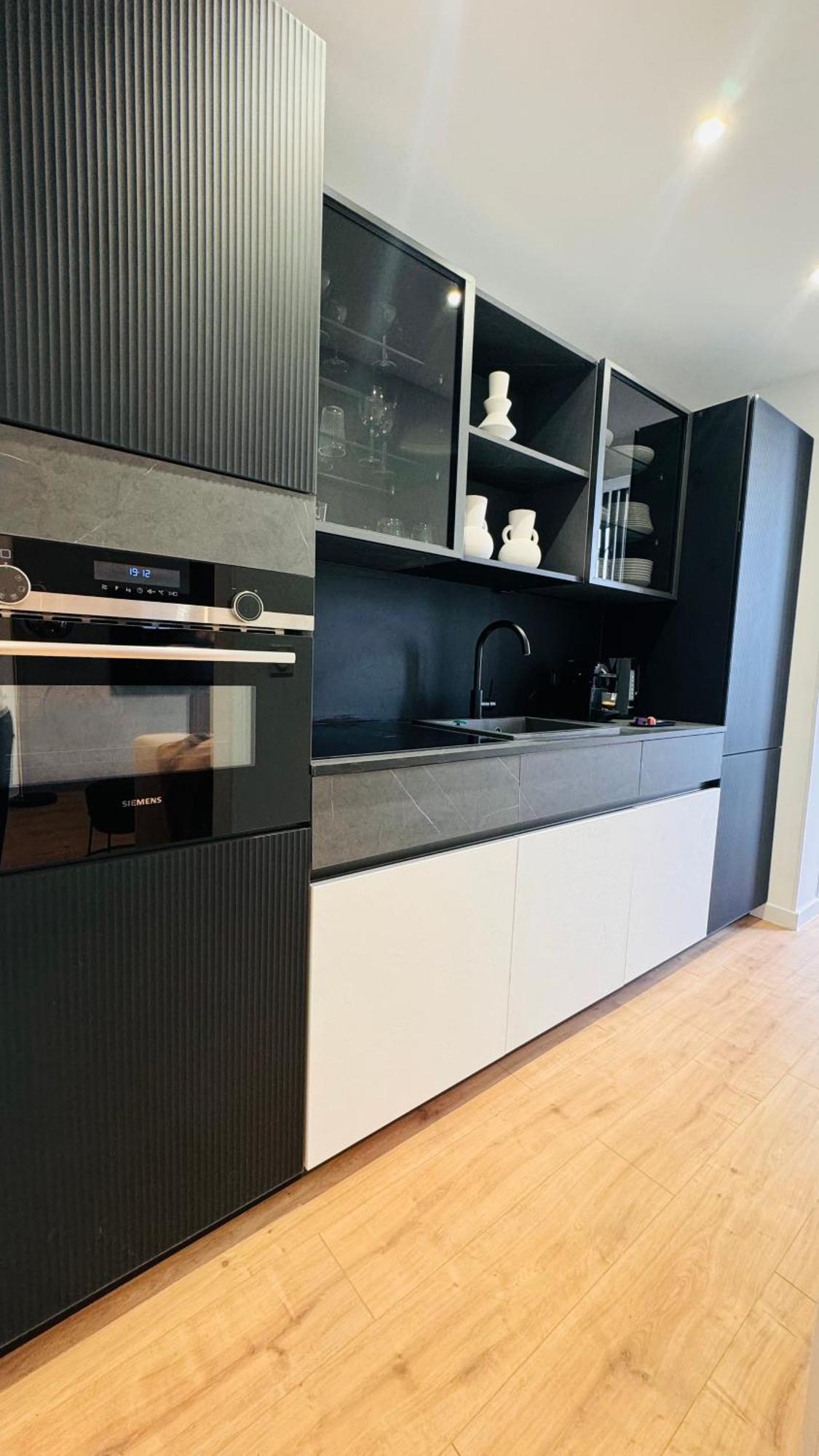 Appartement 50M De La Plage Et Toutes Commodites, Plein Centre Ville Et Silencieux La Grande-Motte Esterno foto